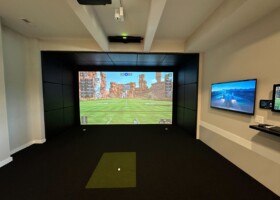 Uneekor simulator/home theater - Ohio Uneekor simulator/home theater -Ohio