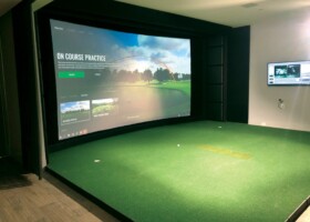 TrackMan with custom curved screen and recessed fiber-built strip - New York TrackMan with custom curved screen and recessed fiber-built strip - New York