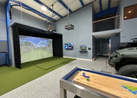 Features (4) 55" TV video wall coupled with 5.1 surround sound. Powered by a Uneekor EYE XO – New York Features (4) 55" TV video wall coupled with 5.1 surround sound. Powered by a Uneekor EYE XO – New York