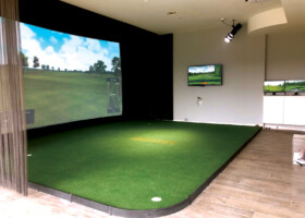 TrackMan Studio with custom curved screen
- New York TrackMan Studio with custom curved screen - New York